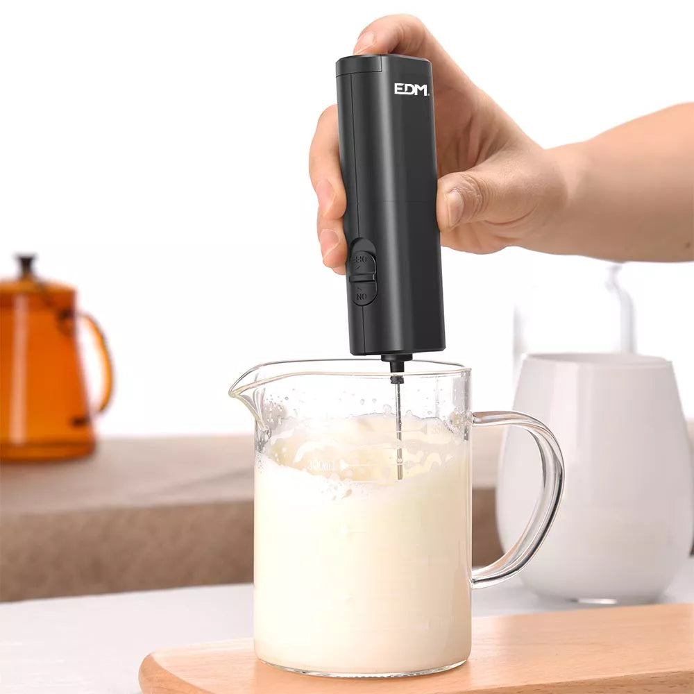 EDM ESPUMADOR DE LECHE ELÉCTRICO CON PILAS 2 x AA (NO INCLUIDAS)